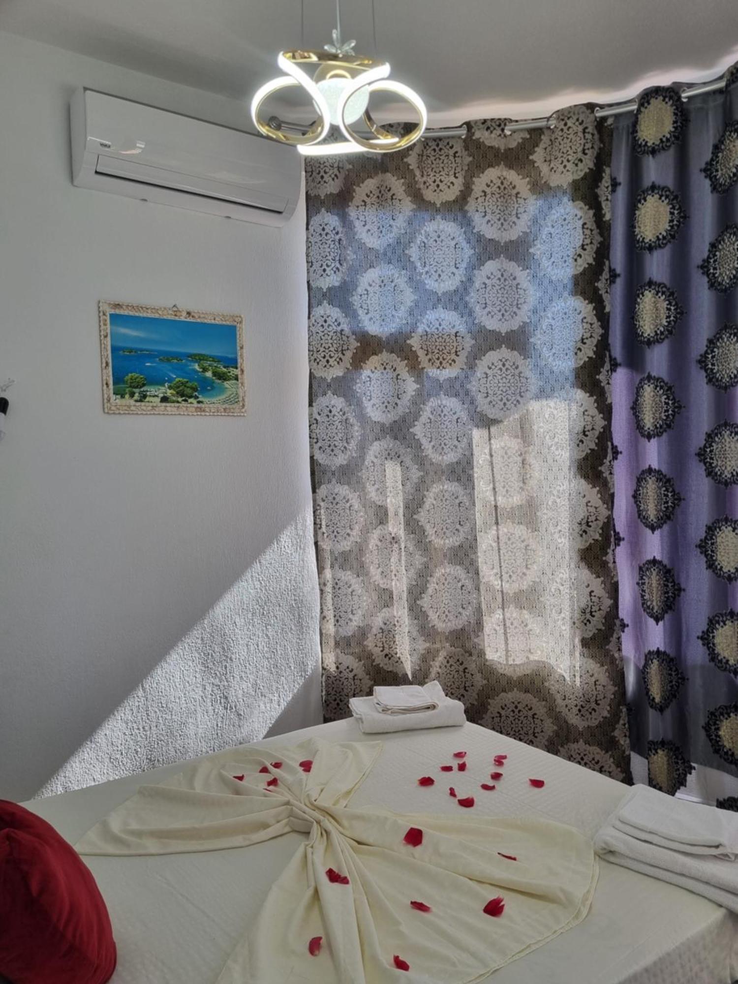 Apartment Besnik Brahimi クサミル エクステリア 写真