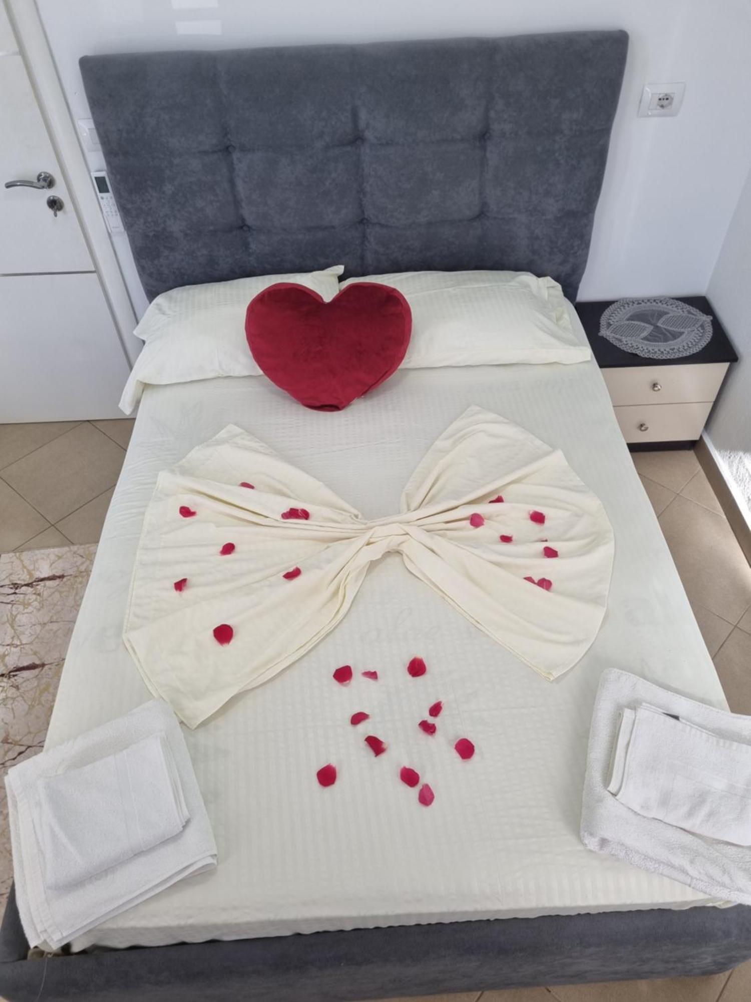 Apartment Besnik Brahimi クサミル エクステリア 写真